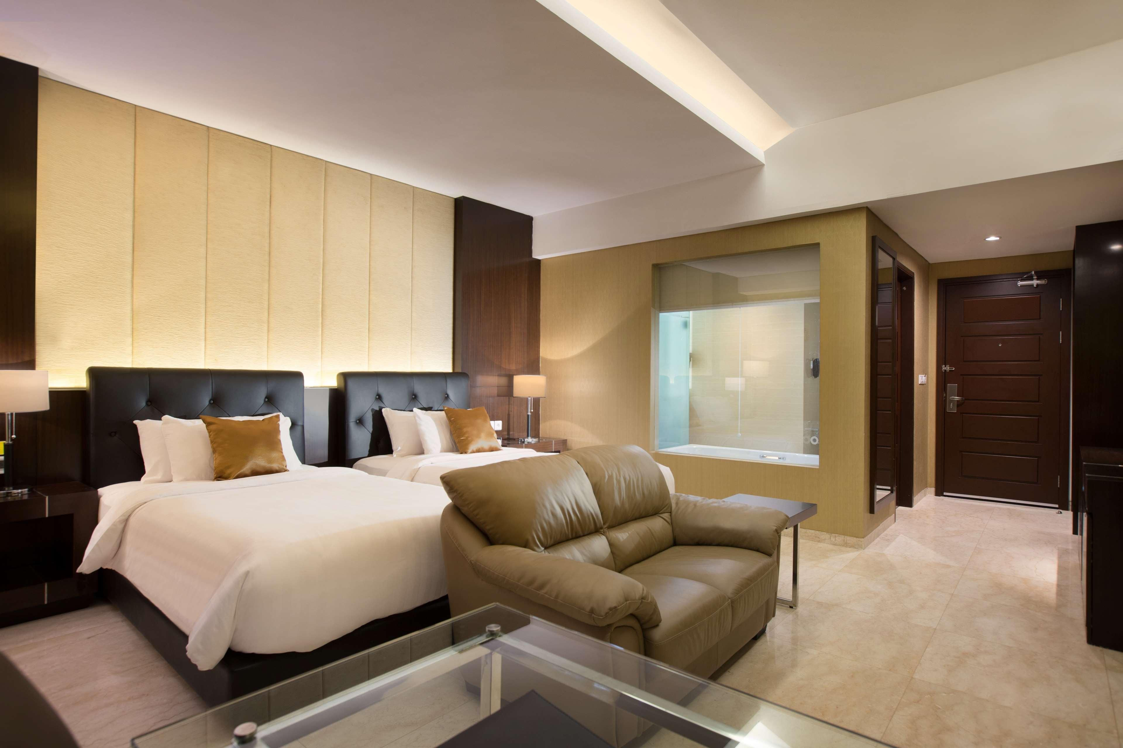 Grand Mercure Solo Baru Eksteriør bilde